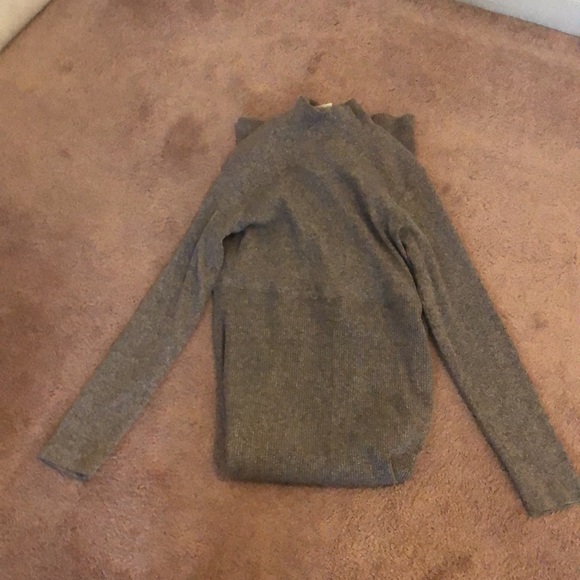 MODA INT’L Turtleneck long sleeve dress - Picture 9 of 12